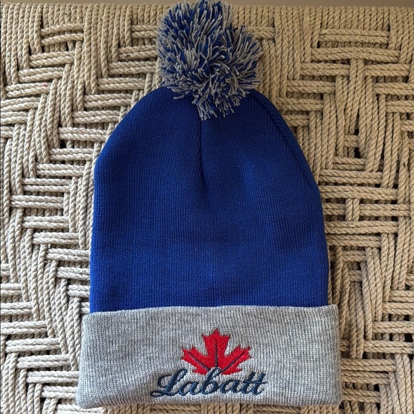 Labatt Beer Canada Canadian Knit Pom Pom Winter Hat - Picture 1 of 5